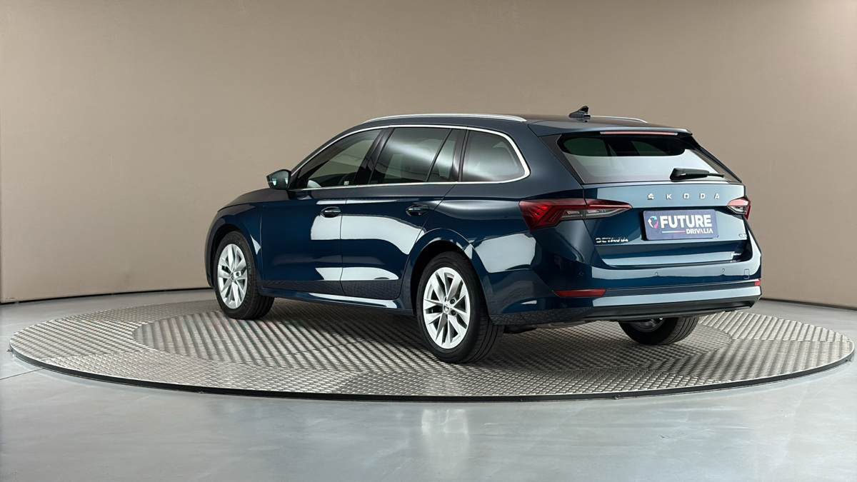 Škoda Octavia - 2