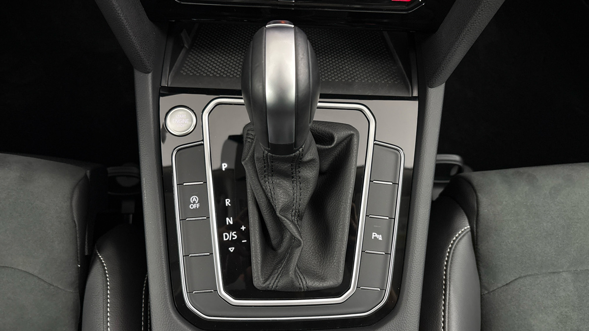 Volkswagen Passat - 23
