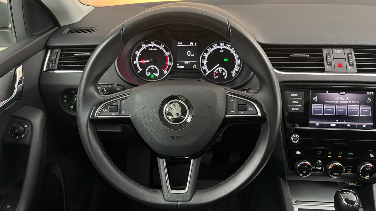Škoda Octavia - 9