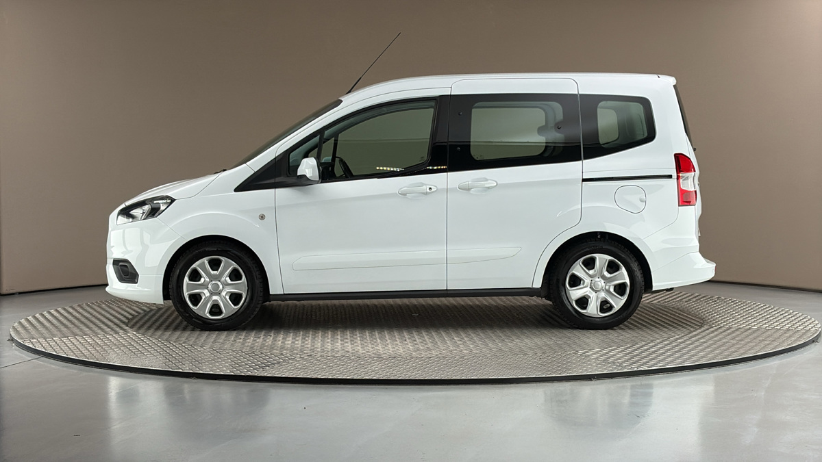 Ford Tourneo Courier - 4