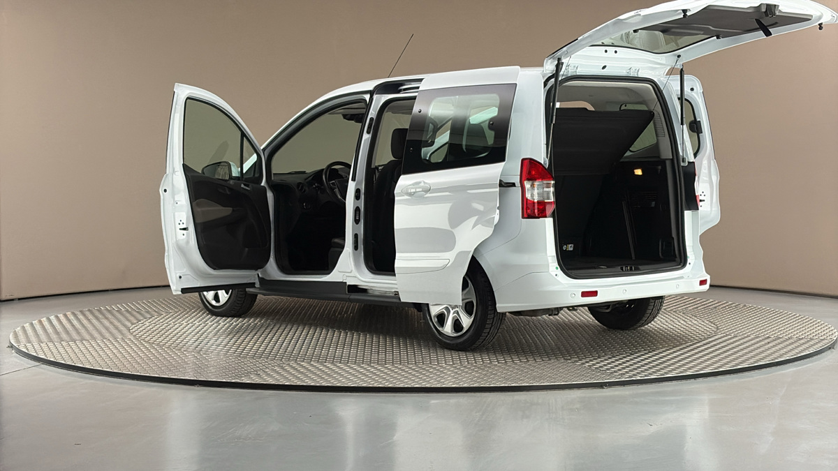 Ford Tourneo Courier - 7