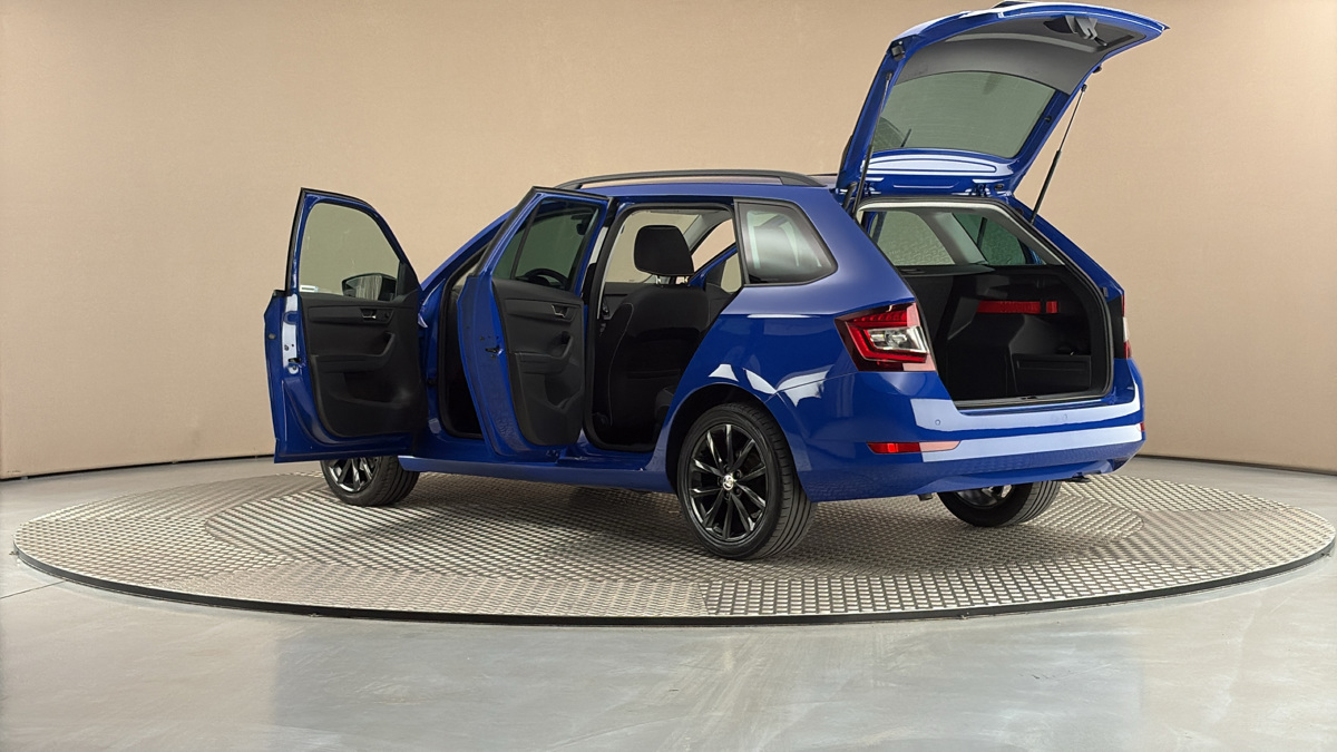 Škoda Fabia - 7