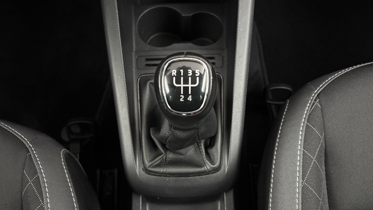 Škoda Fabia - 24