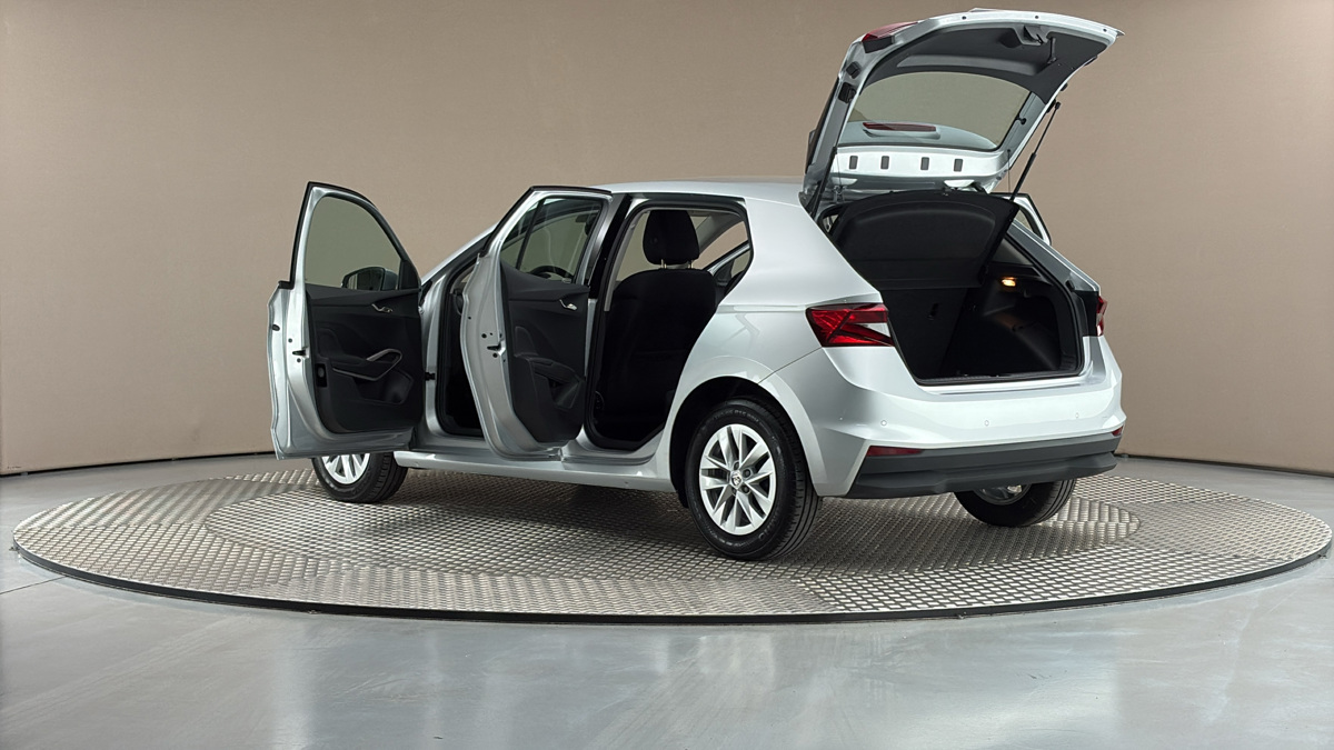 Škoda Fabia - 7