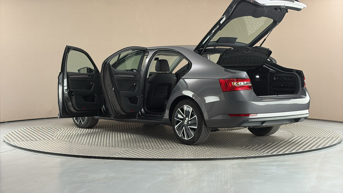 Škoda Superb - 7