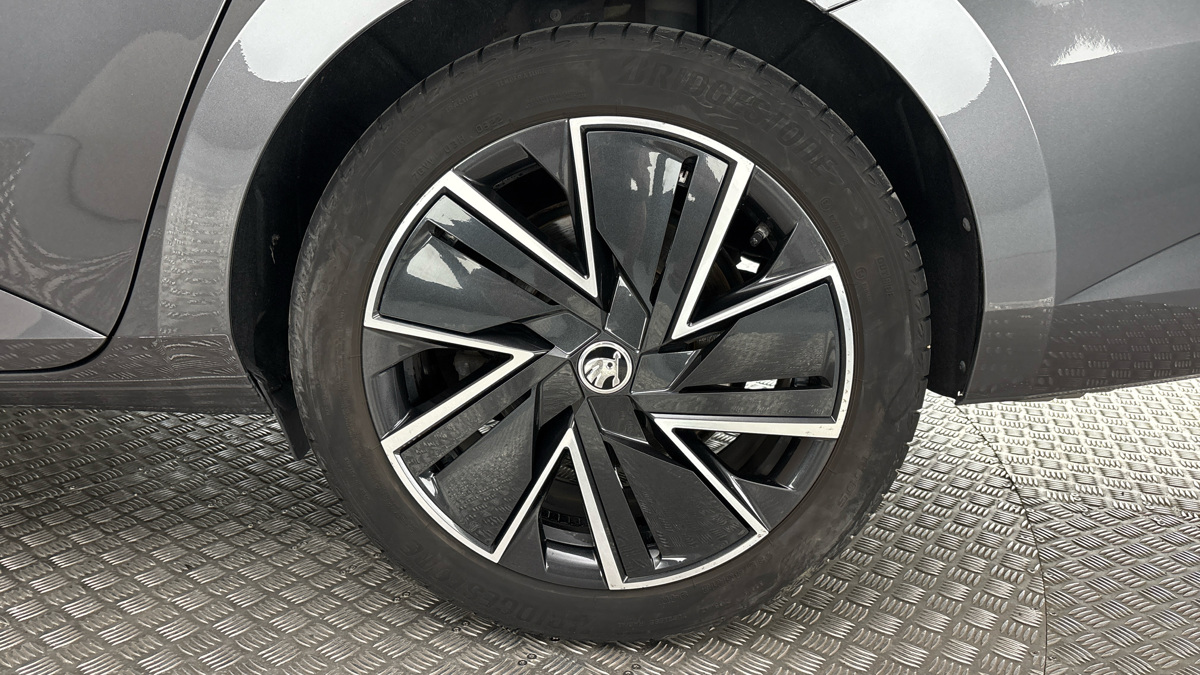 Škoda Superb - 19