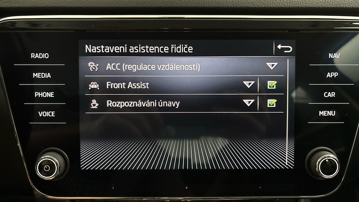 Škoda Superb - 23