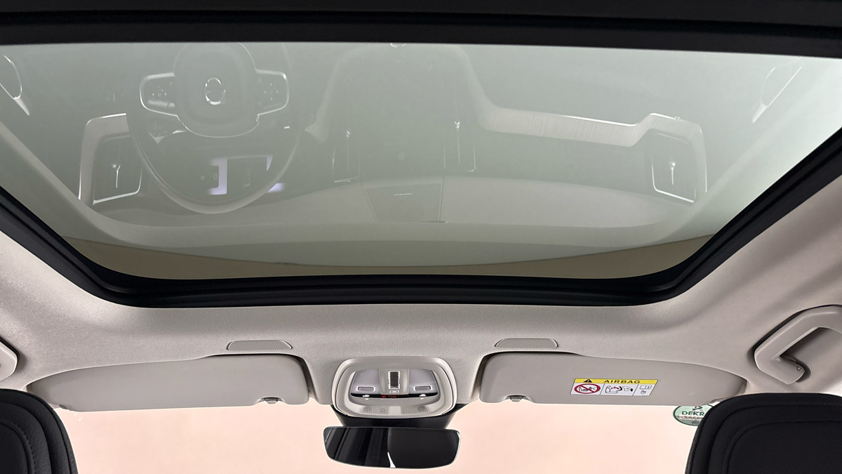 Volvo XC60 - 30