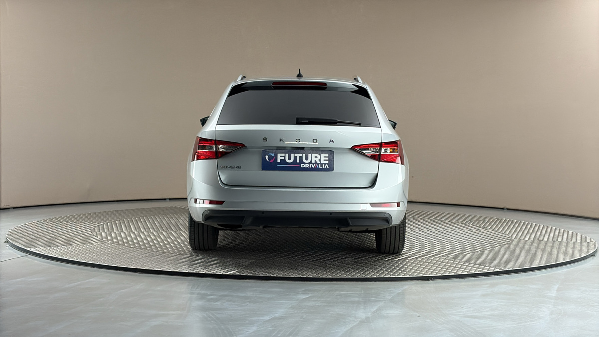 Škoda Superb - 5