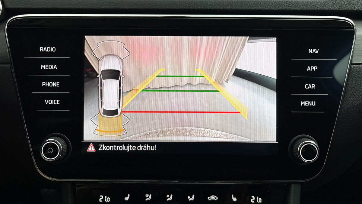 Škoda Superb - 12
