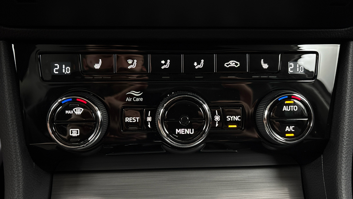 Škoda Superb - 13