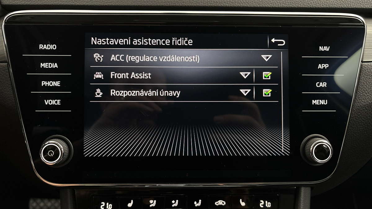 Škoda Superb - 24