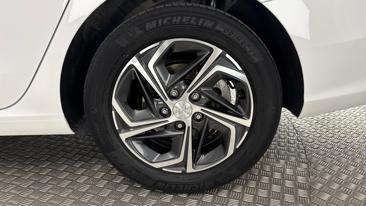 Hyundai i30 - 19