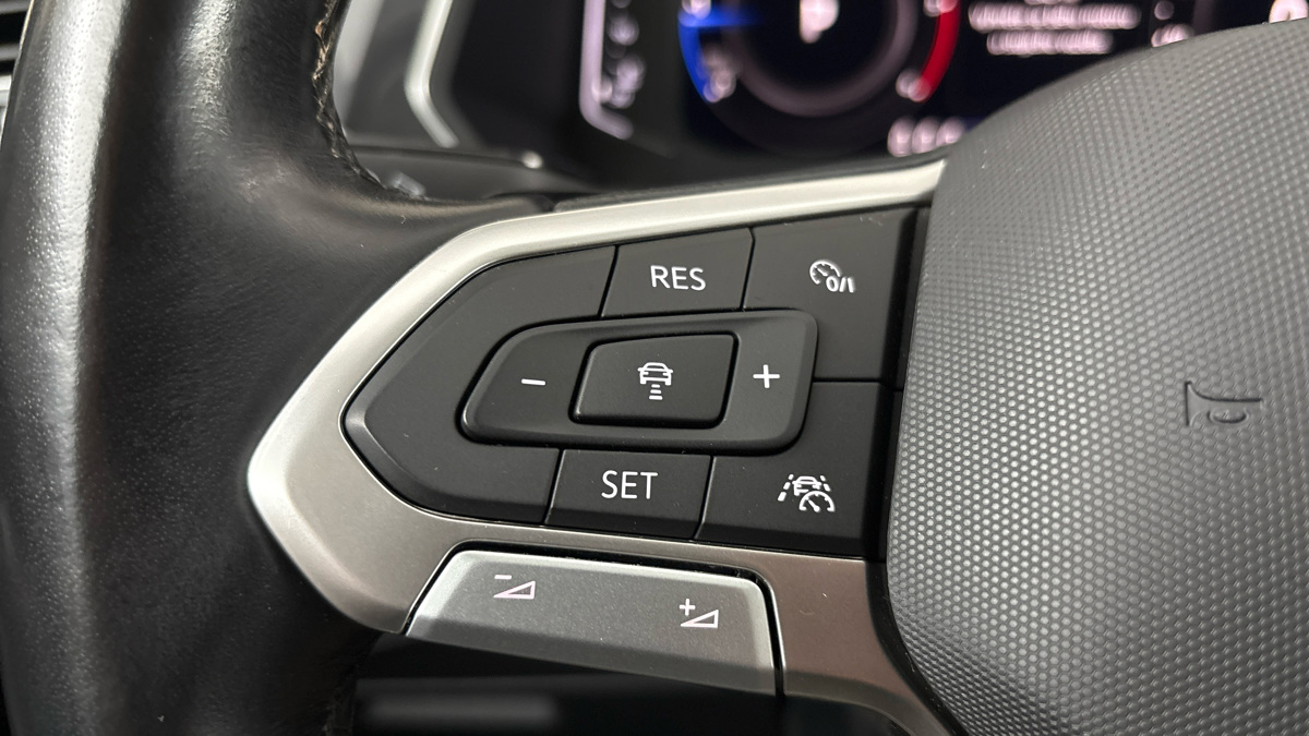 Volkswagen Tiguan Allspace - 14