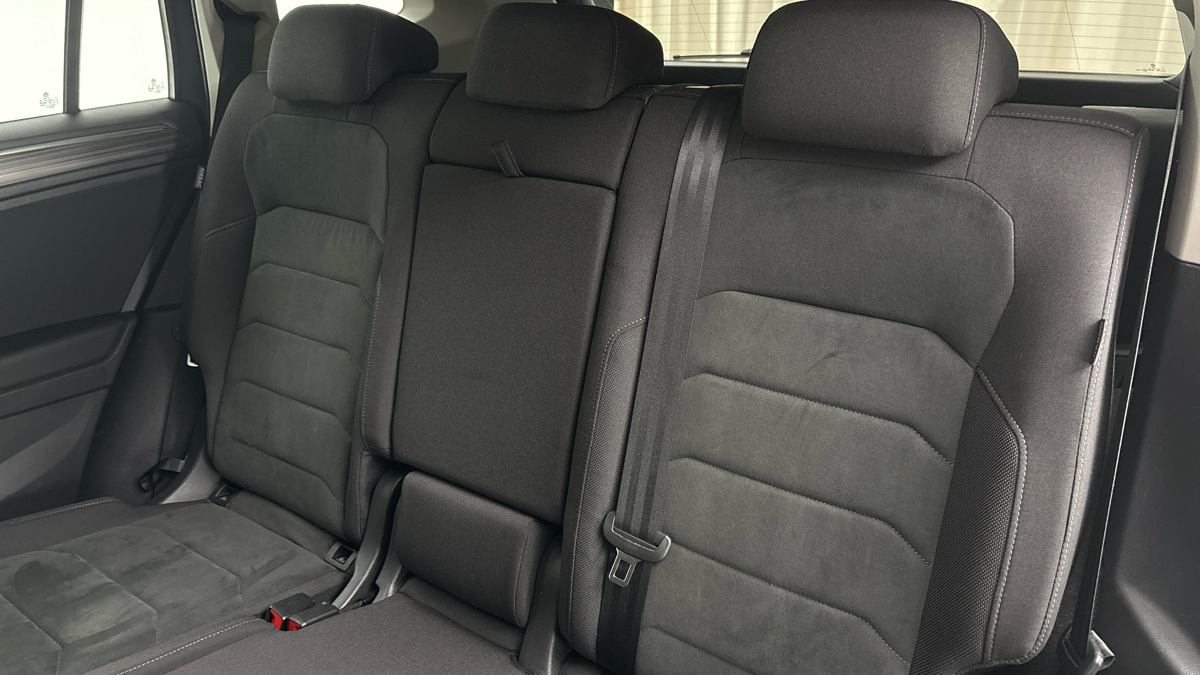 Volkswagen Tiguan Allspace - 16
