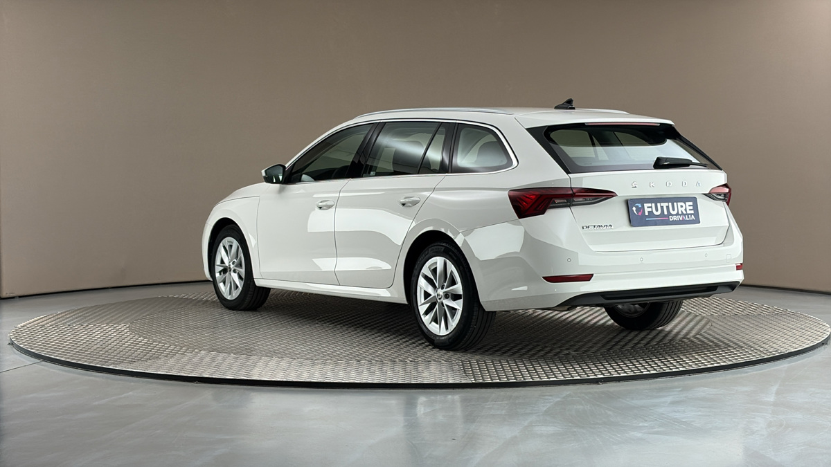 Škoda Octavia - 2