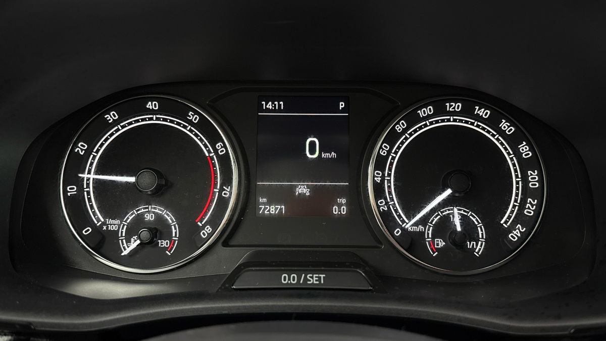 Škoda Fabia - 10