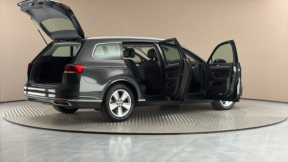 Volkswagen Passat - 6