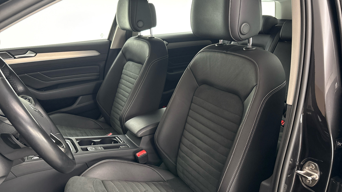 Volkswagen Passat - 15