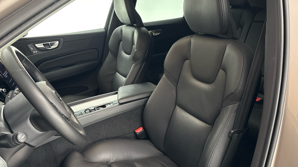 Volvo XC60 - 15