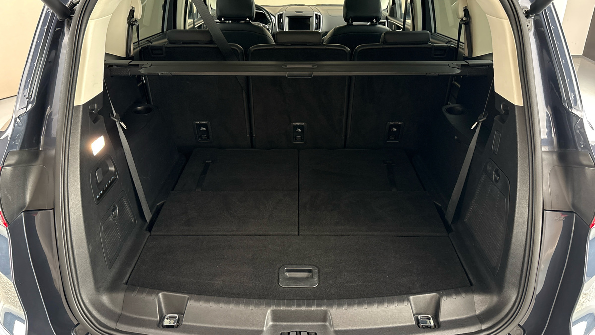 Ford S-MAX - 17
