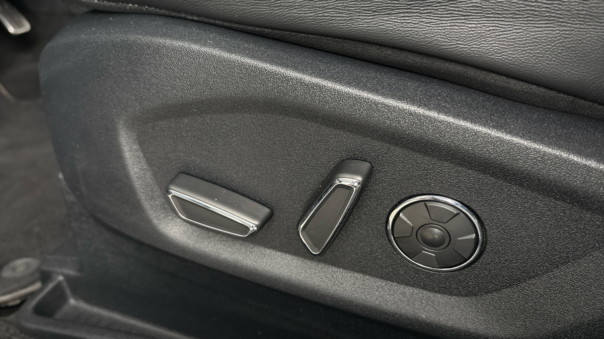 Ford S-MAX - 21