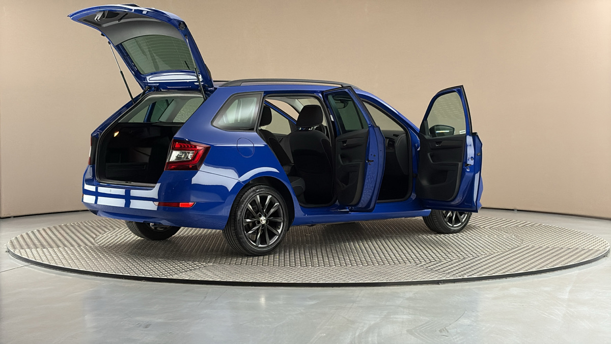 Škoda Fabia - 6