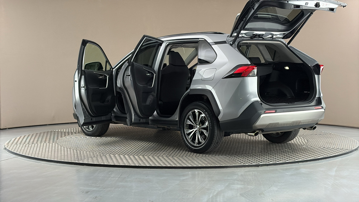Toyota RAV4 - 7