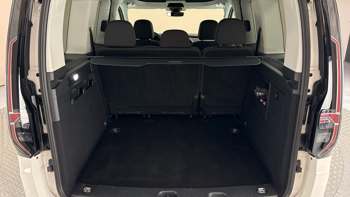 Volkswagen Caddy - 17