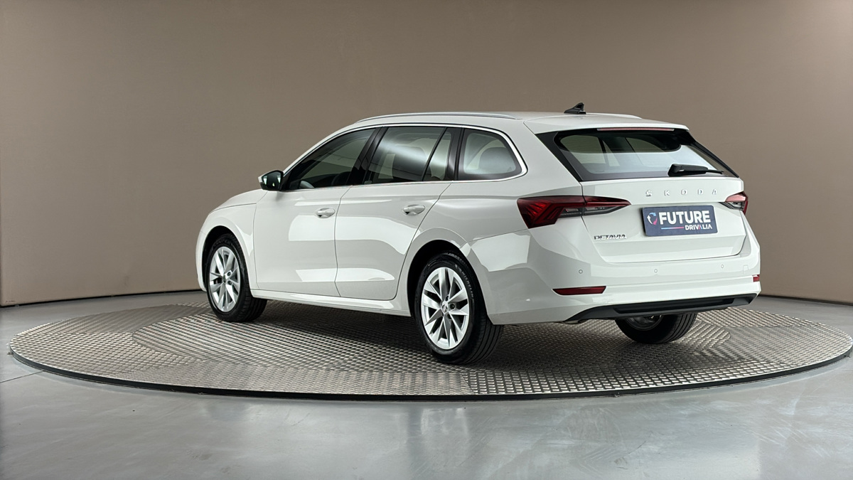 Škoda Octavia - 2