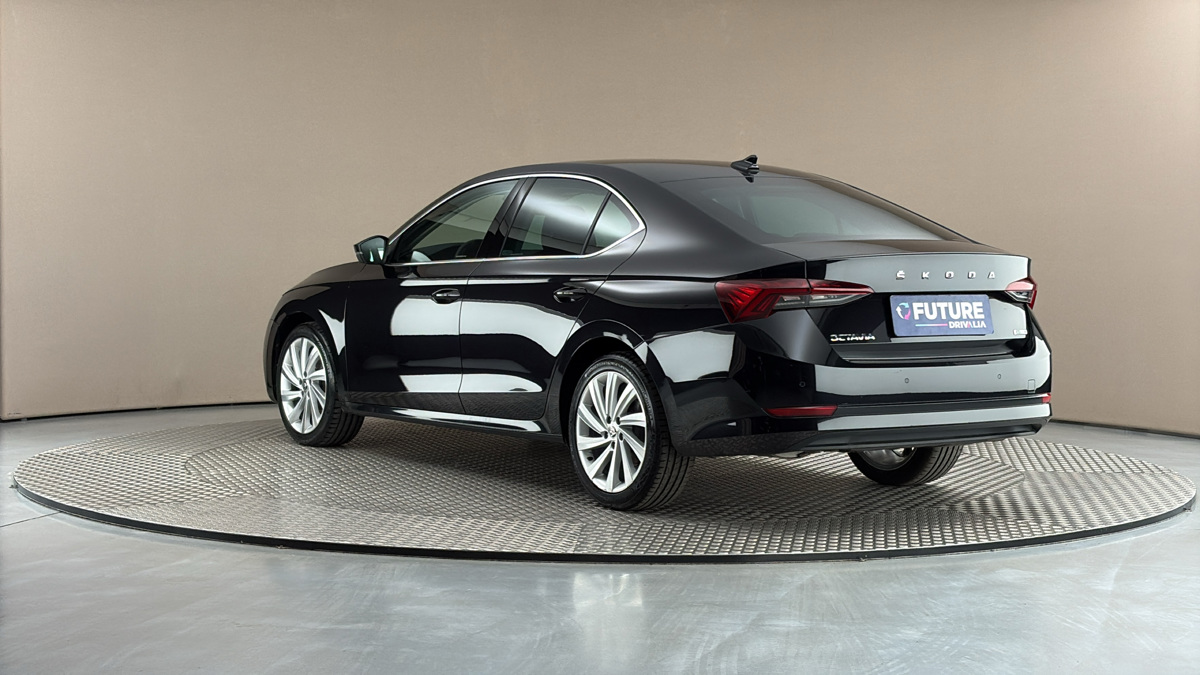 Škoda Octavia - 2