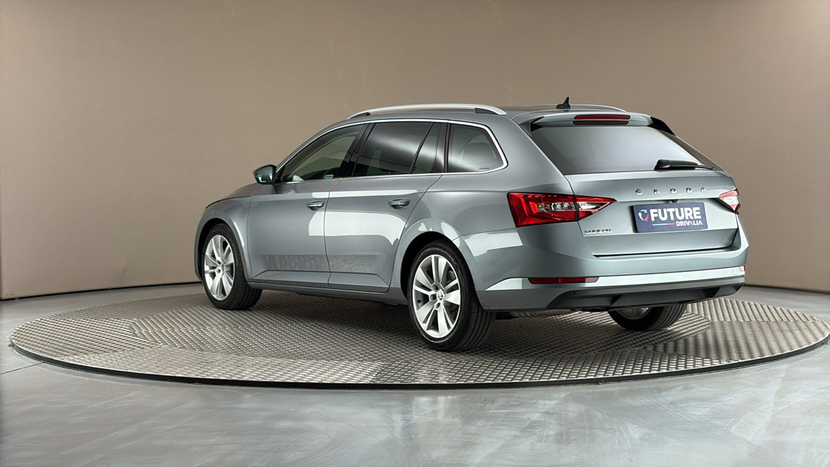 Škoda Superb - 2