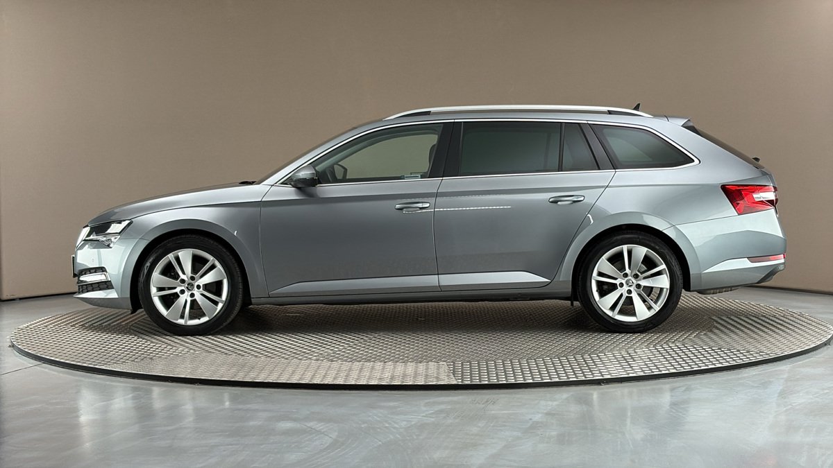 Škoda Superb - 4