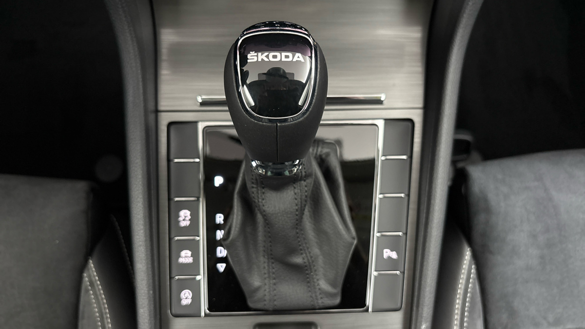 Škoda Superb - 24