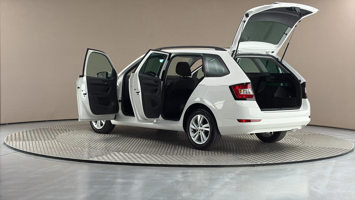 Škoda Fabia - 7