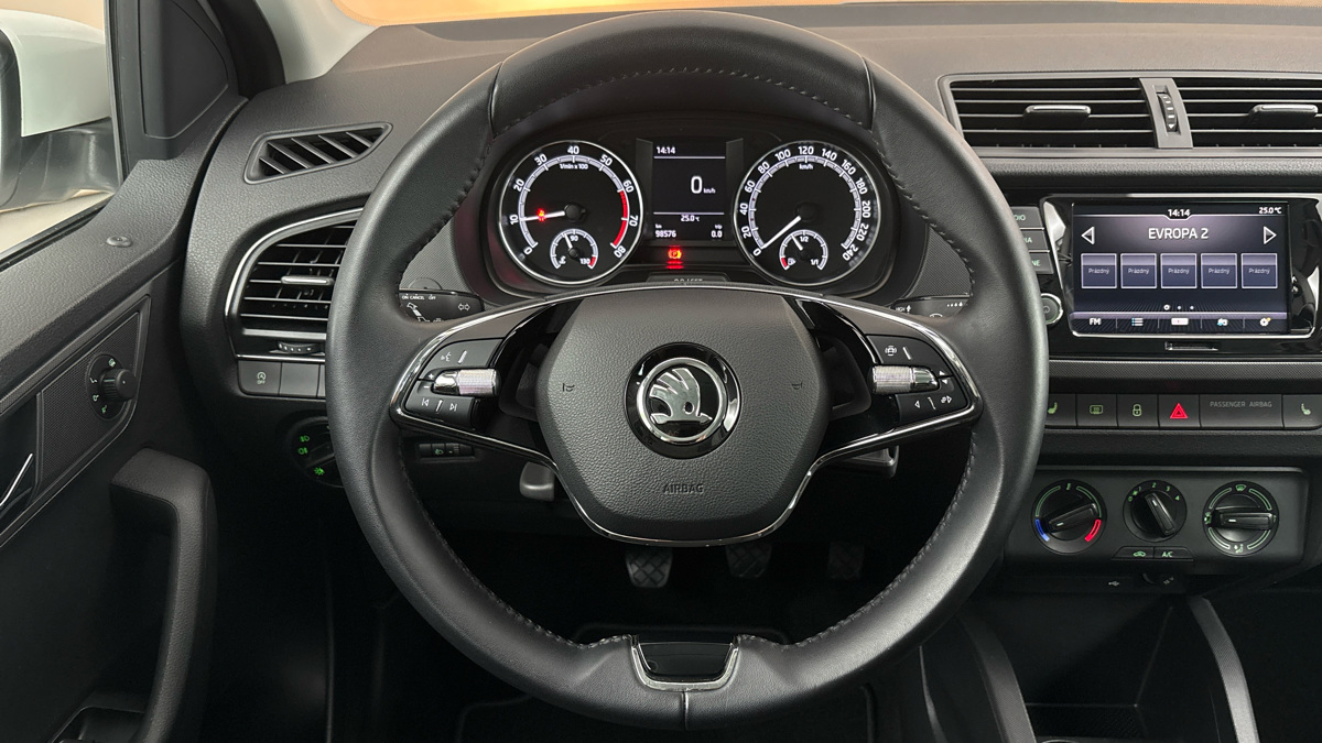 Škoda Fabia - 9