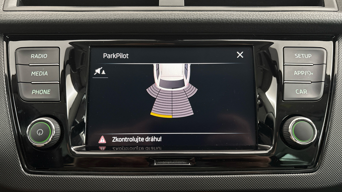 Škoda Fabia - 12