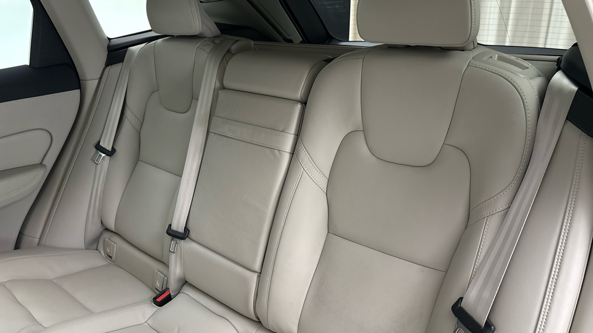 Volvo XC60 - 16