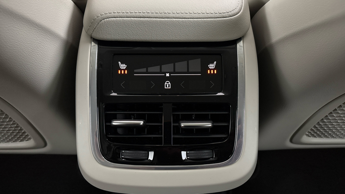 Volvo XC60 - 24