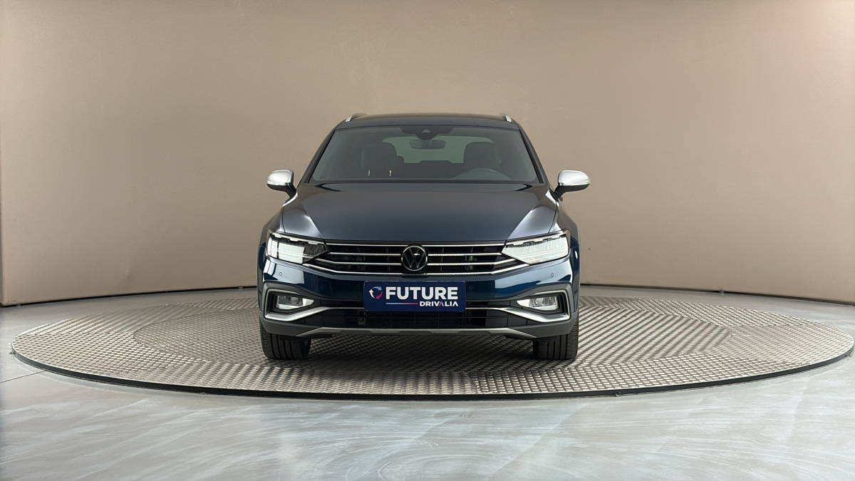 Volkswagen Passat - 3