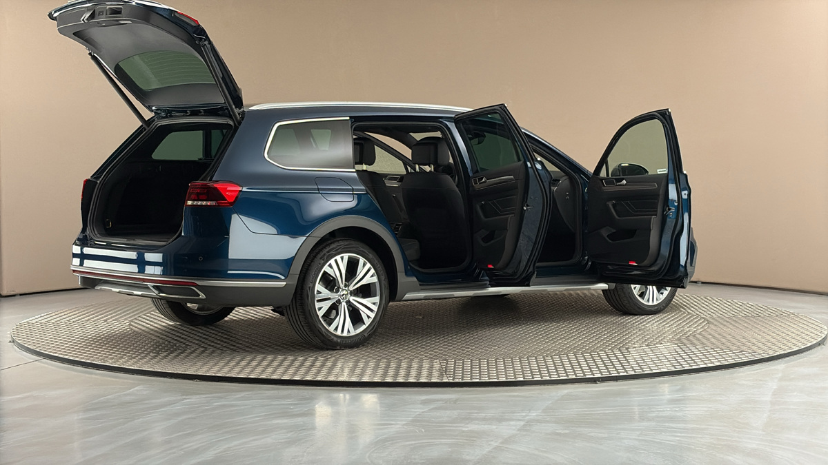 Volkswagen Passat - 6