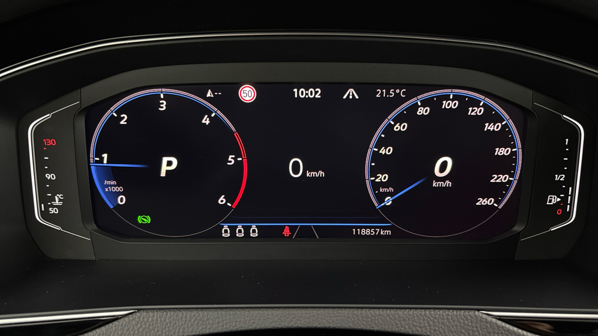 Volkswagen Passat - 10