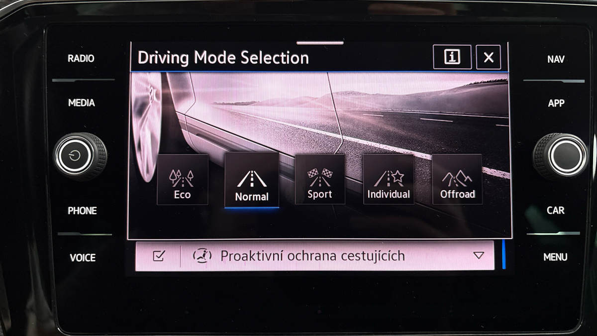 Volkswagen Passat - 31