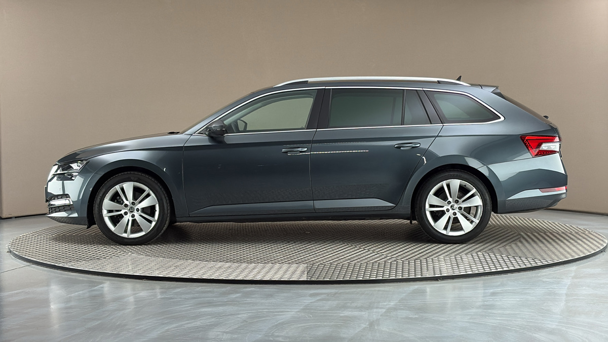 Škoda Superb - 4