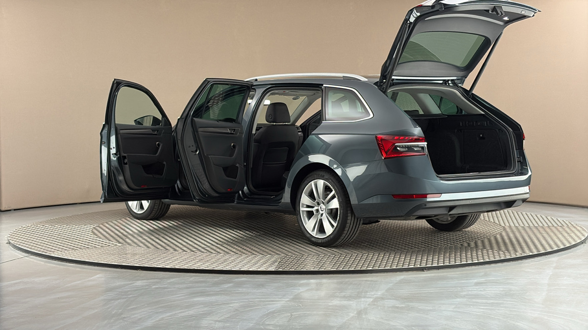 Škoda Superb - 7