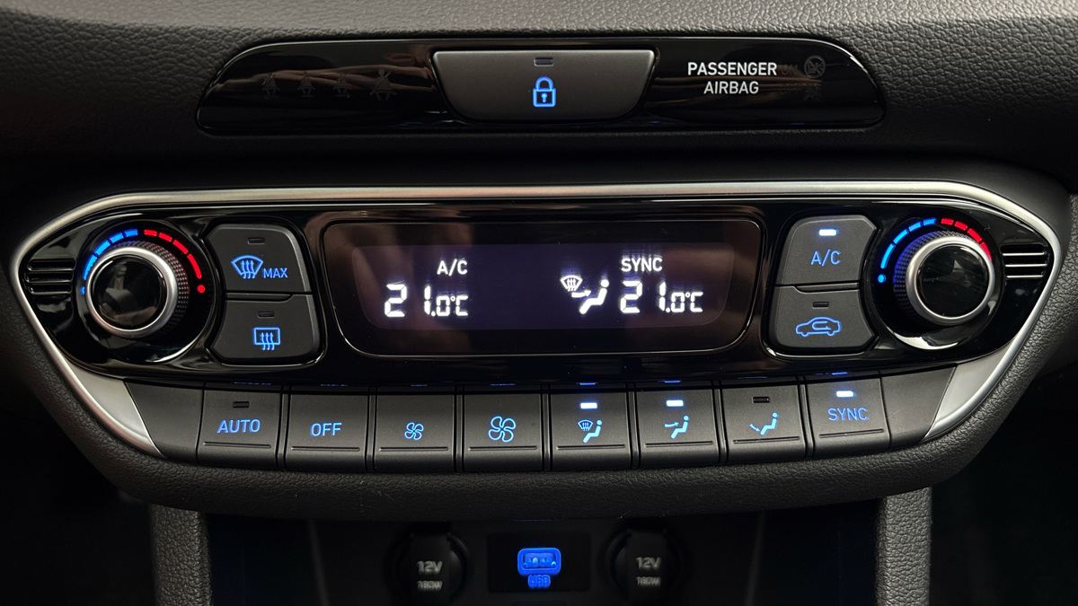Hyundai i30 - 13