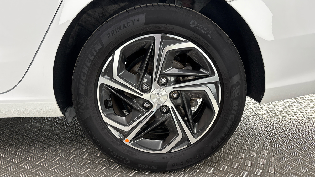 Hyundai i30 - 19