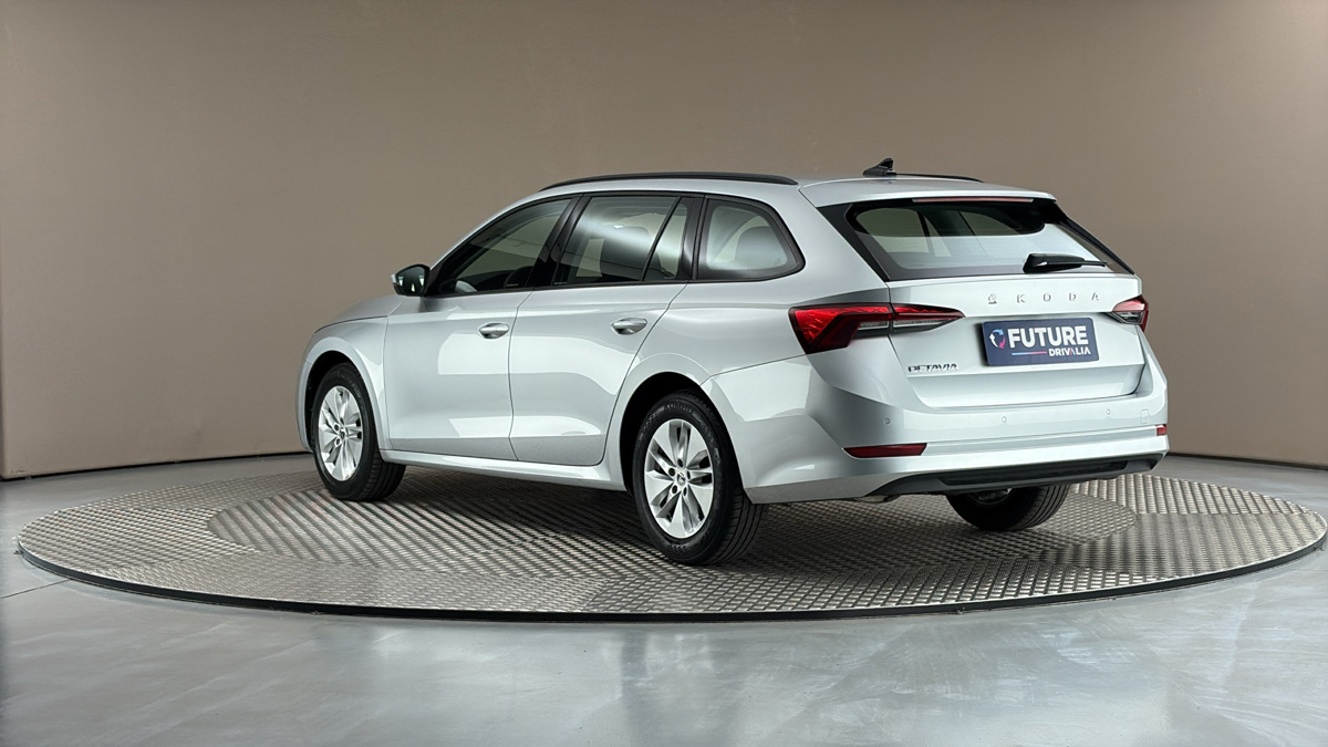 Škoda Octavia - 2