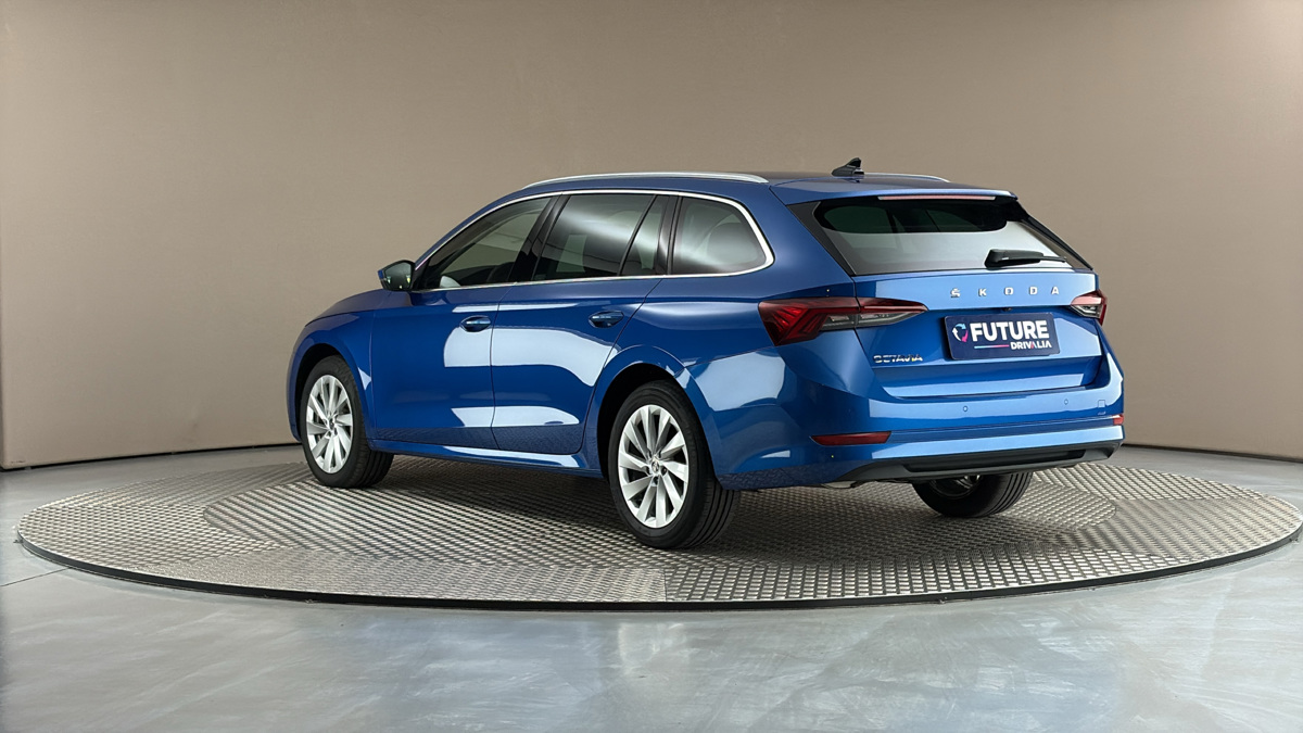 Škoda Octavia - 2