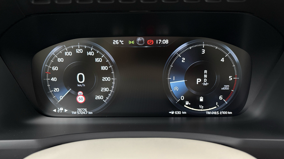 Volvo XC90 - 10